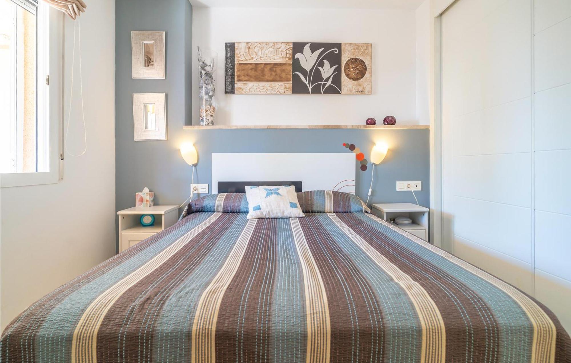Amazing Apartment In Motril With House Sea View ภายนอก รูปภาพ