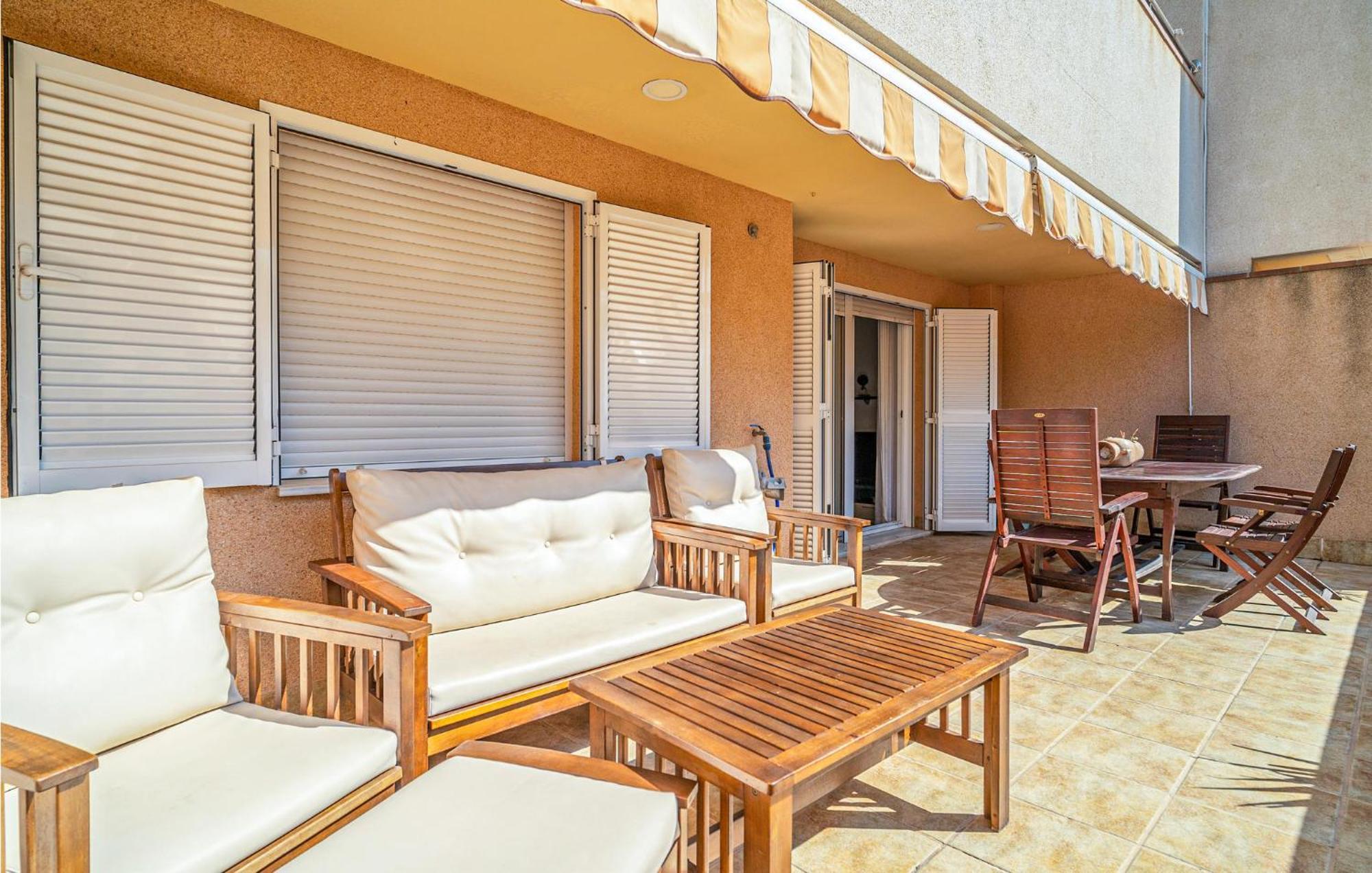 Amazing Apartment In Motril With House Sea View ภายนอก รูปภาพ